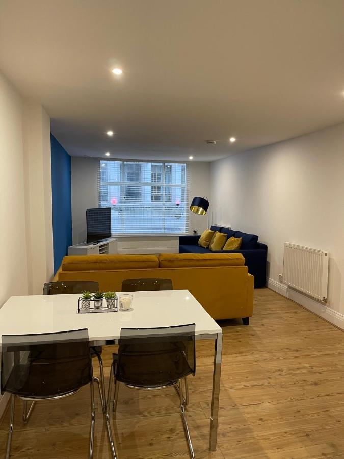Luxury 2-Bedroom Apartment In The Heart Of Manchester City Centre Exterior foto