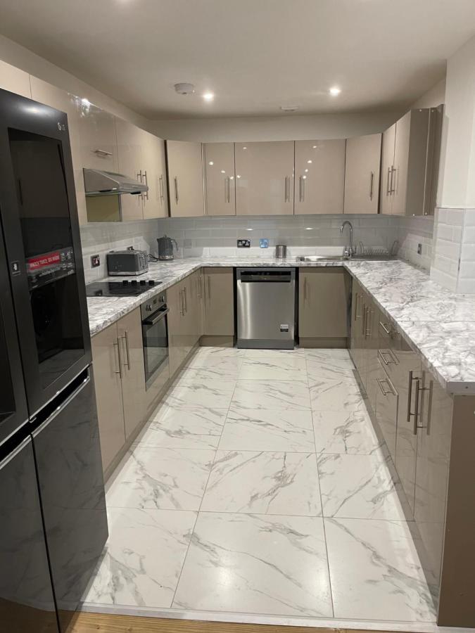 Luxury 2-Bedroom Apartment In The Heart Of Manchester City Centre Exterior foto